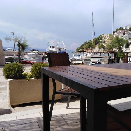 Apartment Zara 2 With Boat Place Mimice Εξωτερικό φωτογραφία