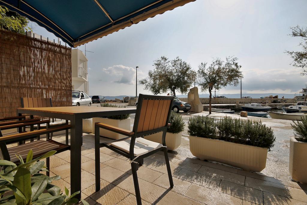 Apartment Zara 2 With Boat Place Mimice Εξωτερικό φωτογραφία
