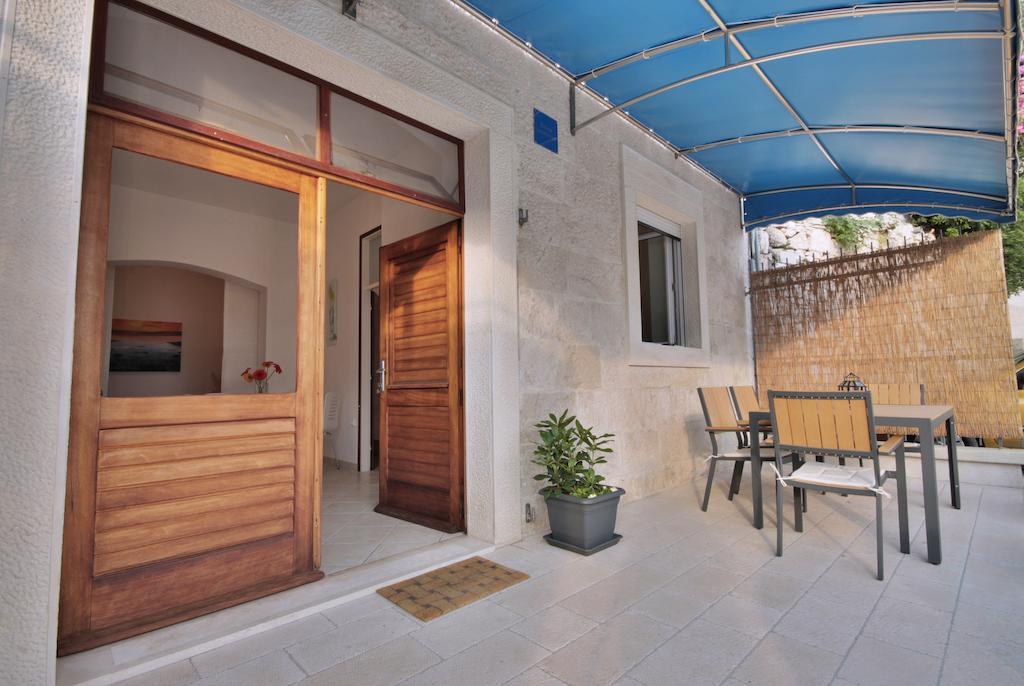 Apartment Zara 2 With Boat Place Mimice Εξωτερικό φωτογραφία