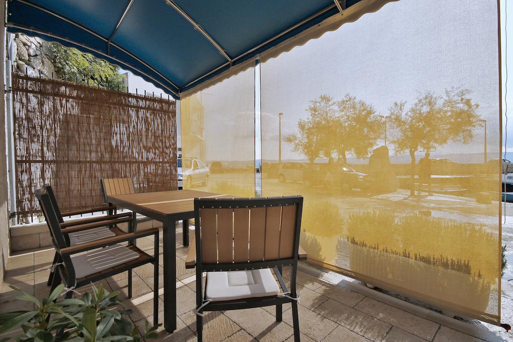 Apartment Zara 2 With Boat Place Mimice Εξωτερικό φωτογραφία