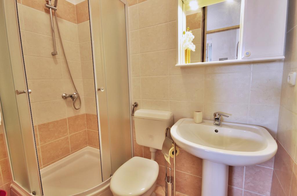 Apartment Zara 2 With Boat Place Mimice Δωμάτιο φωτογραφία